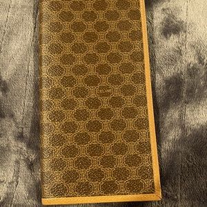 Celine Wallet Purse Long Wallet Macadam Brown
Brown Woman Authentic Used